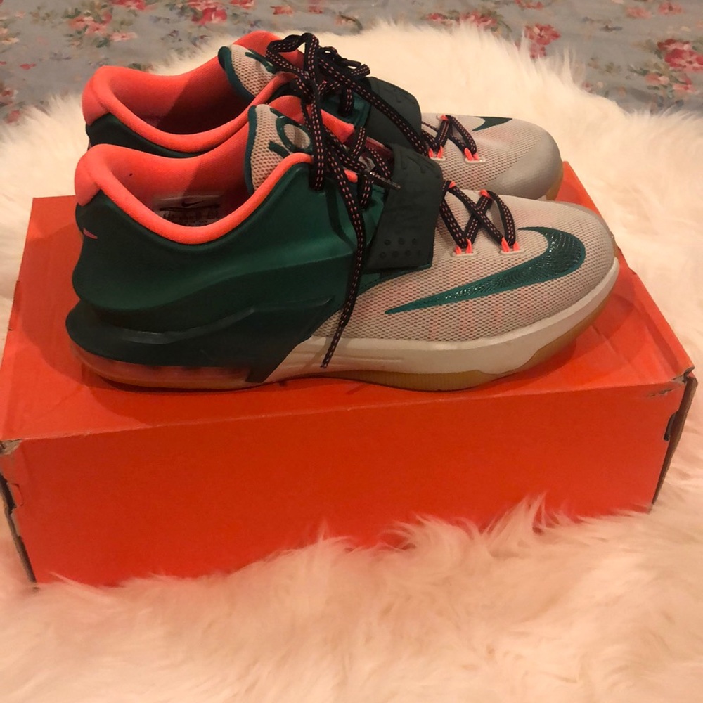 Nike KDs